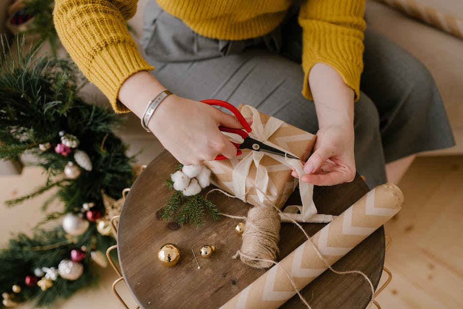 Weihnachtliches Schmücken -- rechtzeitig erlaubte Dekoration