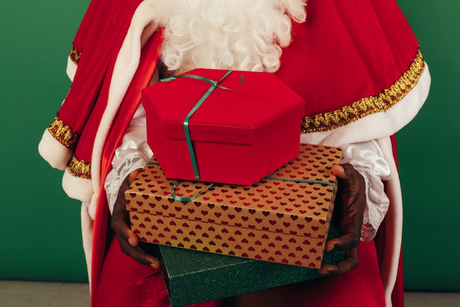Warum werden an Weihnachten Geschenke überreicht?